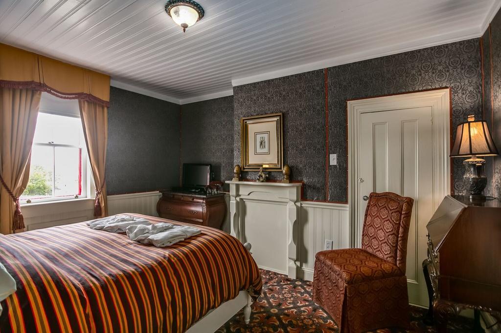 George House Heritage Bed And Breakfast Dildo Luaran gambar